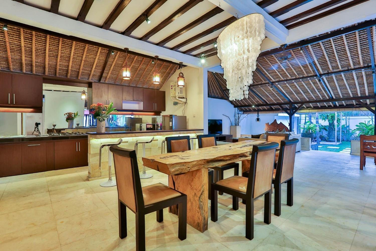 Food & Drinks, Villa Champagne, Badung