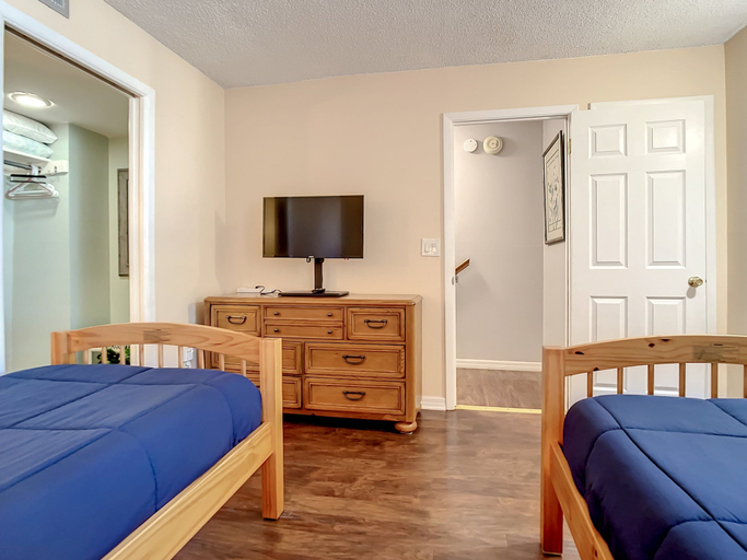 Room 2, Smyrna Beach Club 307, Volusia