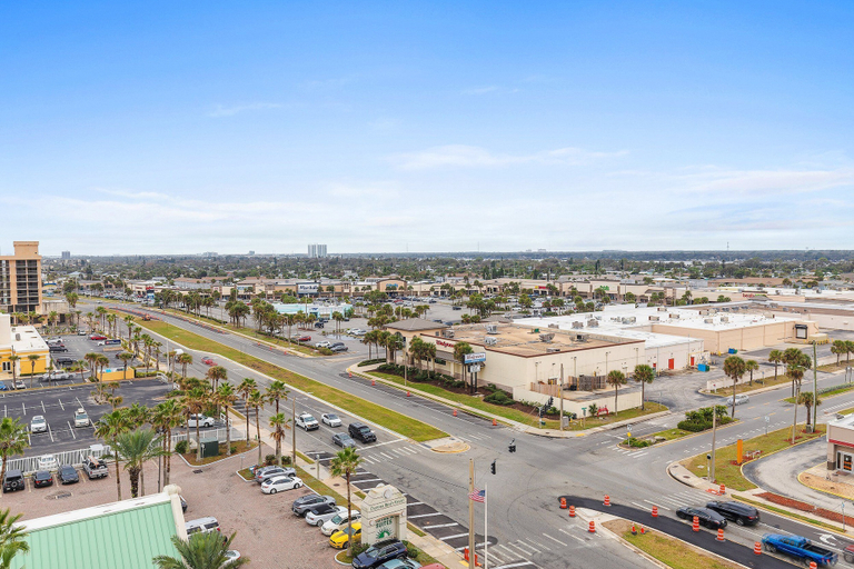 Aerial view, Daytona Beach Resort 1004, Volusia