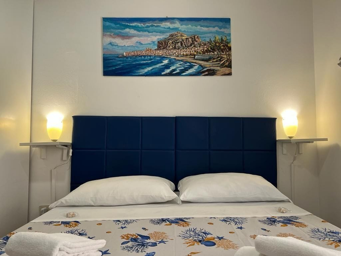 Bedroom 3, artista studio, Palermo