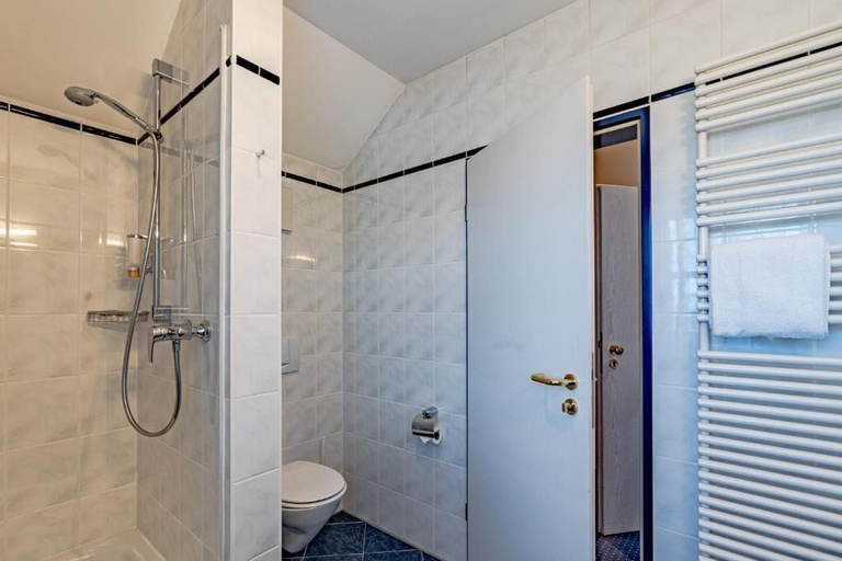 Bathroom 4, Servus Gelting, Bad Tölz-Wolfratshausen
