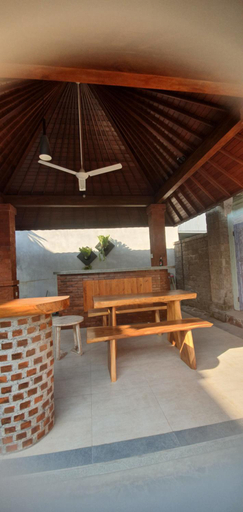 Others 2, Tebanyoman Guesthouse, Badung