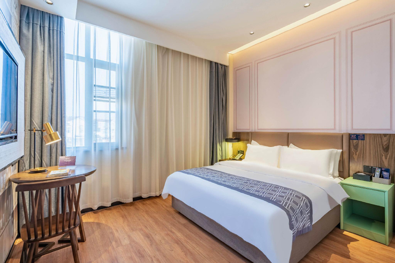 Bedroom 2, Gem Anqing Wangjiang County Central Mall Fengqi Ro, Anqing
