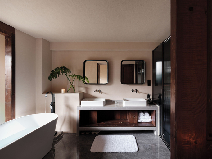 Bathroom 4, Lijiang Ancient Town TianDe Grande Hotel, Lijiang