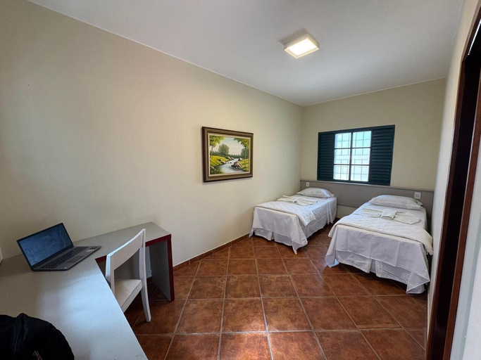 Room 4, BELLA TORRE HOTEL LTDA, Lagoa Formosa