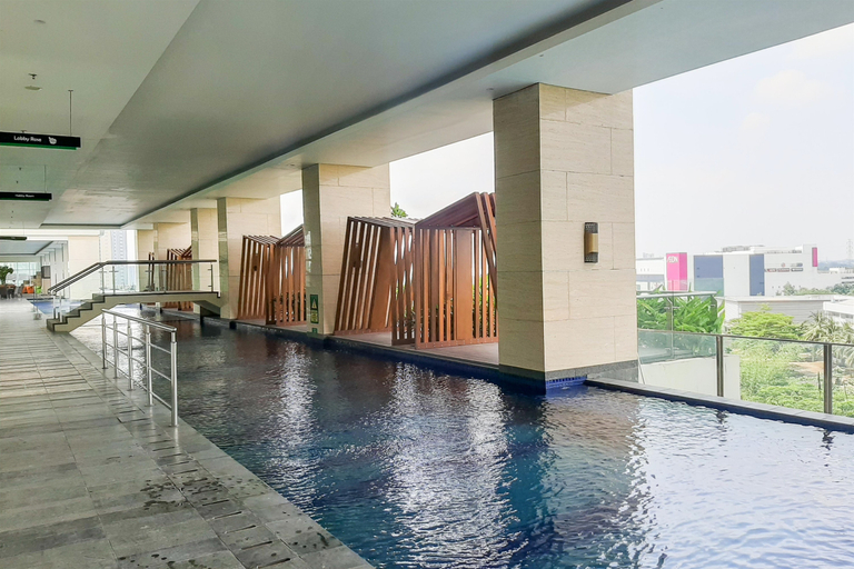 Swimming Pool 3, Functional Studio with Murphy Bed at B Residence By Travelio, South Tangerang