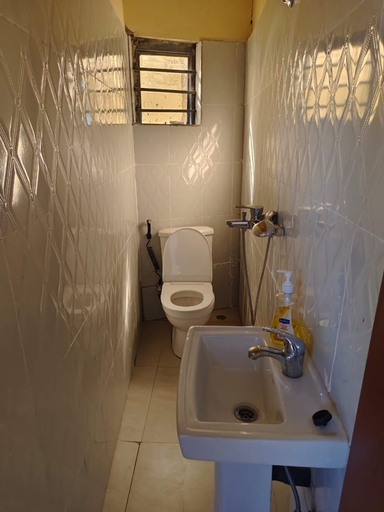 Bathroom 5, infinity 555 lodge, Lusaka