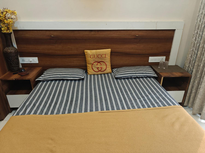 5, Kissan Lodging, Kolhapur