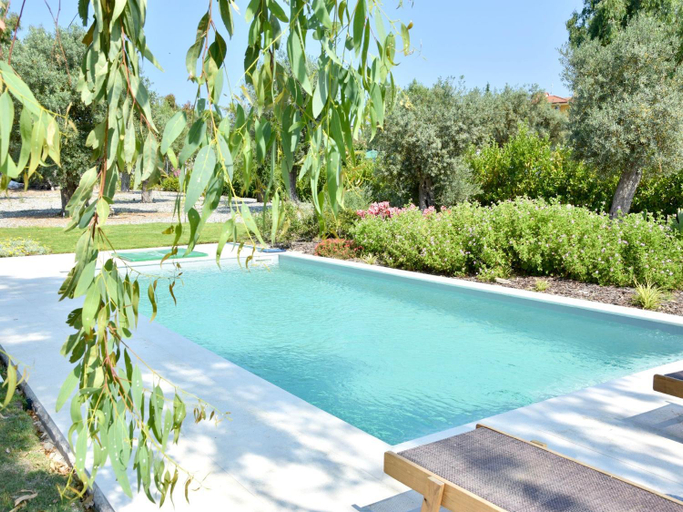 Sport & Beauty 2, Luxury rental villa for 14 people, Central Macedonia