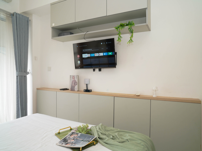 Bedroom 4, Comfortable Space and Neat Studio at Apartment Citra Living By Travelio, Jakarta Barat