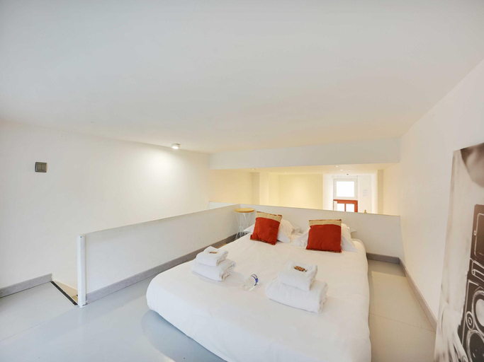 Bedroom 4, Charming Apartment -1br/4p - Gare District, Paris