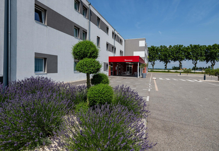 Exterior & Views 1, B&B HOTEL Valence TGV - ROMANS, Drôme
