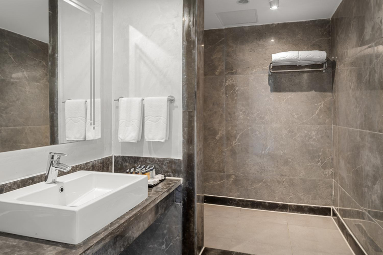 Bathroom 5, Pickalbatros Sea World Resort - Marsa Alam, Al-Qusayr