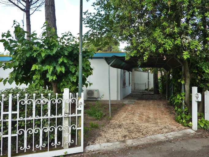 Garden 4, Nice villa with a private garden in a quiet area, Venezia