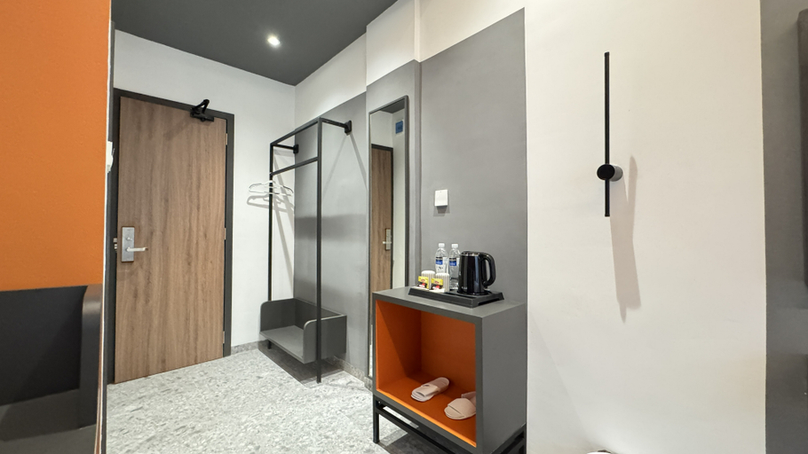 Others 4, Lifstay (Baloi) By OS Management, Batam