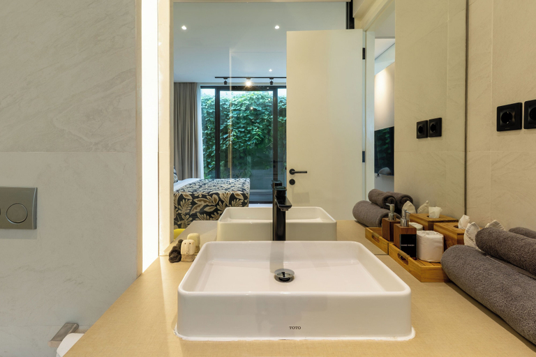 Bathroom 4, Oasis Villa 9 by Betterplace, Badung