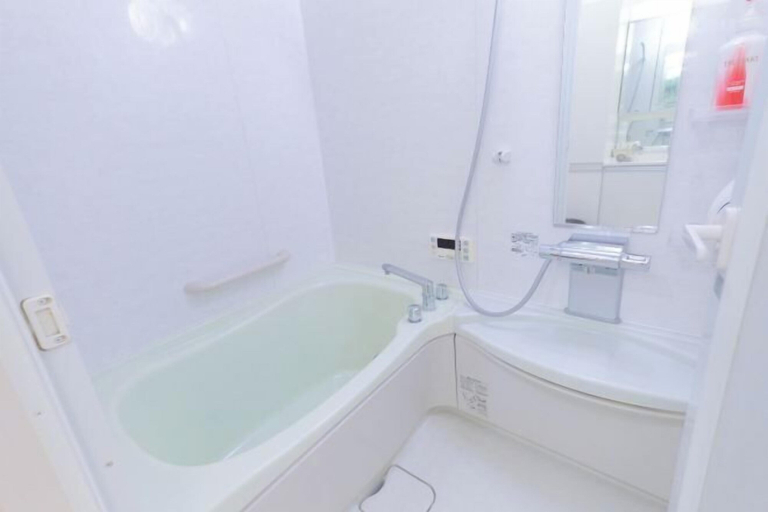 Bathroom 4, Soshigaya Apartment, Setagaya
