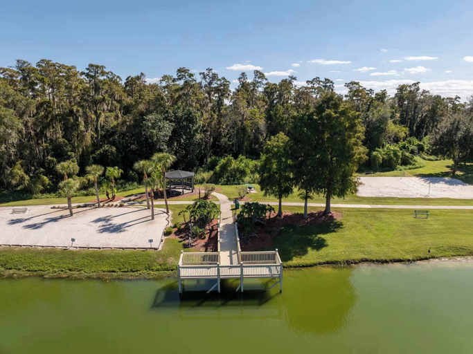 Property grounds 4, Peaceful Palms Stay for 6, Osceola