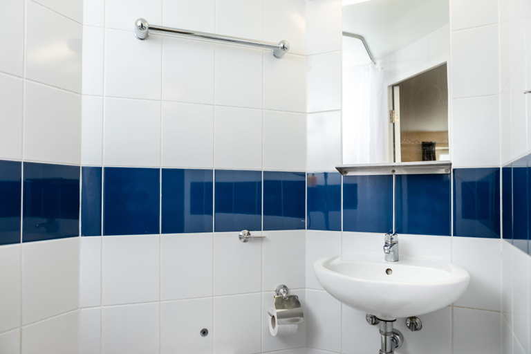 Bathroom 4, Belgrave View (Campus Accommodation), Birmingham
