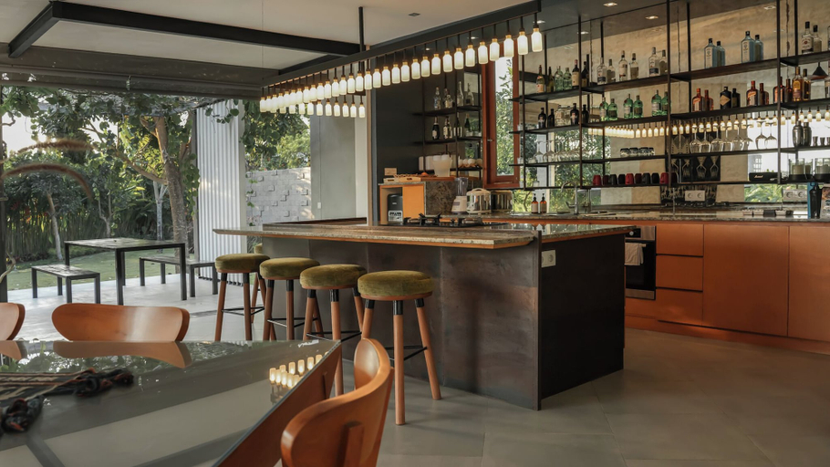 Food & Drinks, La Maison d'Ulysse, Badung