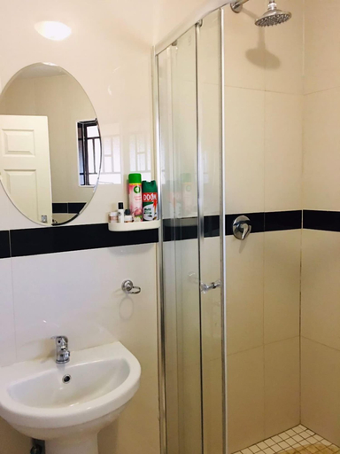 Bathroom, Nkanga Hotel, Chobe