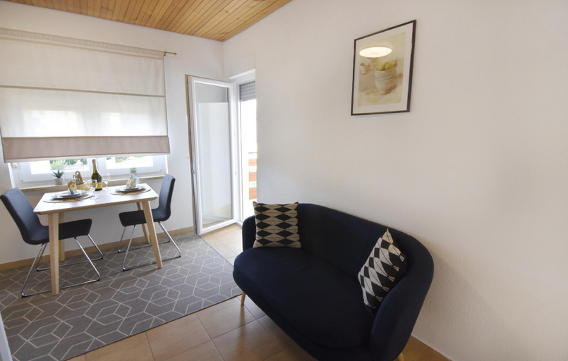 2, Sunny apartment in Umag, Umag