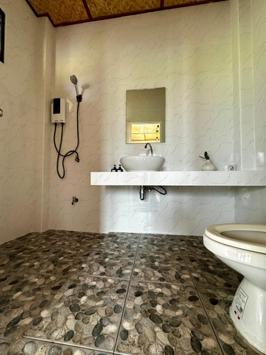 Bathroom 4, Baan Porhdoi Goidao, Chiang Dao