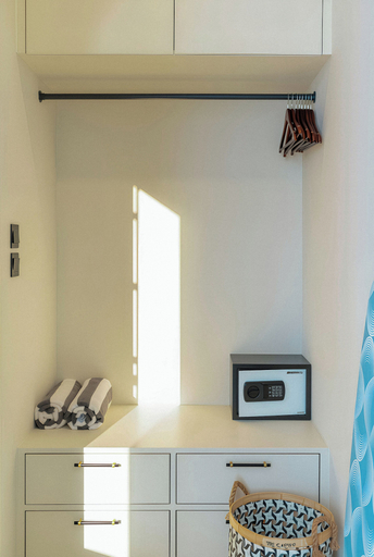 Wardrobe 3, Villa Chandler Berawa, Badung