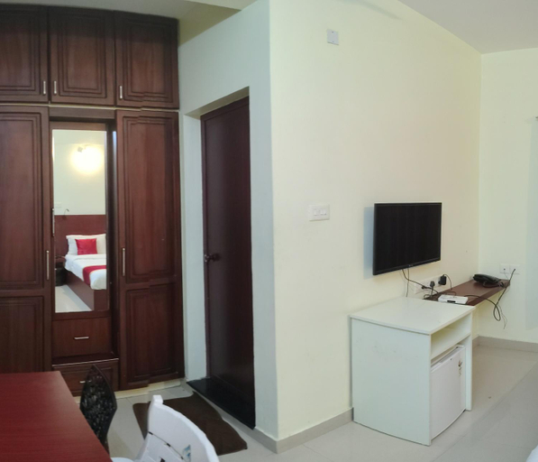 Bedroom 2, BLUEWAY RESIDENCY BUSINESS BOUTIQUE HOTEL, Thiruvananthapuram