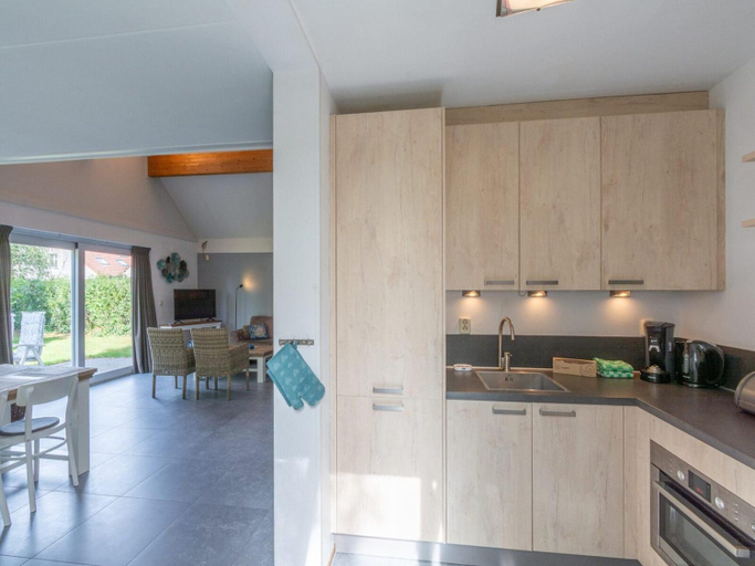 Others 4, Holiday Home by Beach in Ooghduyne, Den Helder