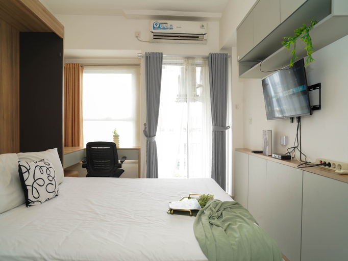Bedroom 5, Comfortable Space and Neat Studio at Apartment Citra Living By Travelio, Jakarta Barat
