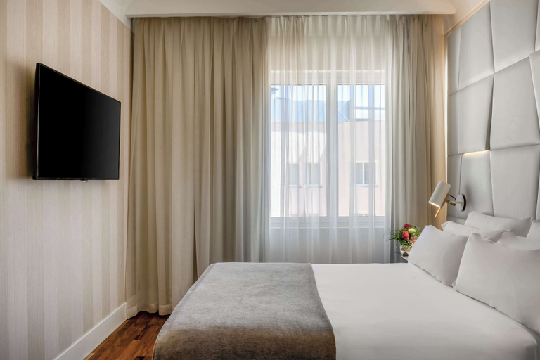 Bedroom 4, NH Collection Madrid Colón, Madrid