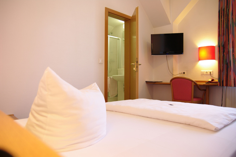 Bedroom 4, Hotel Park Eckersbach, Zwickau