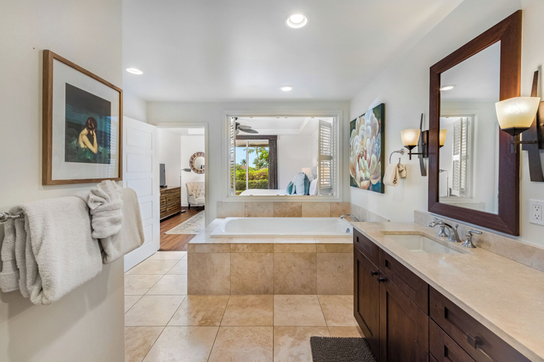Bathroom 4, Mauna Lani Luxury Homes - A CoralTree Residence Collection, Hawaii