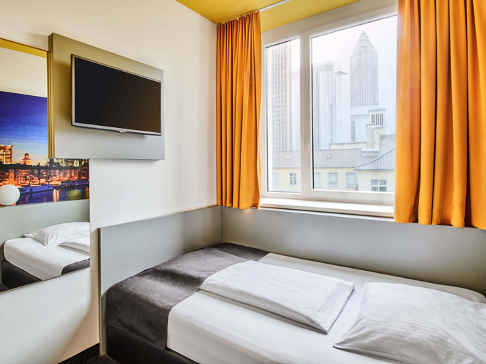 Bedroom 2, B&B Hotel Frankfurt-Hbf, Frankfurt am Main