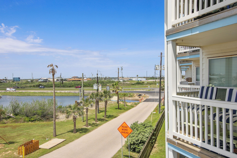 Others 4, Pineapple Paradise by Ryson Vacation Rentals, Galveston