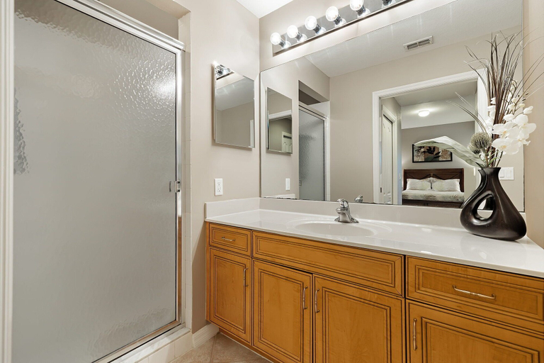 Bathroom 4, Riverwalk 713 by Distinctive Beach Rentals, Lee