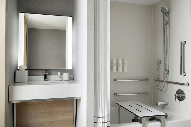 Bathroom 4, Marriott Indianapolis East, Marion