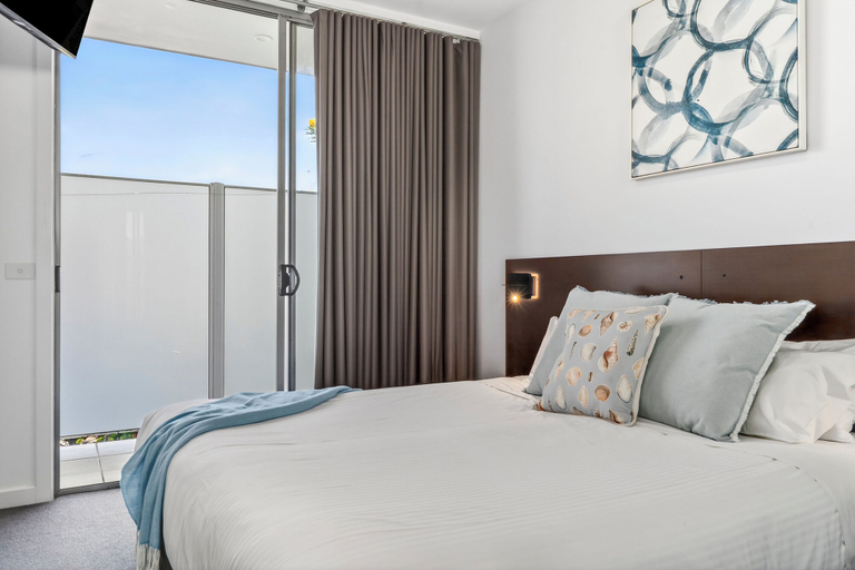 Bedroom 2, The Dolphin Apartments, Colac-Otway - South