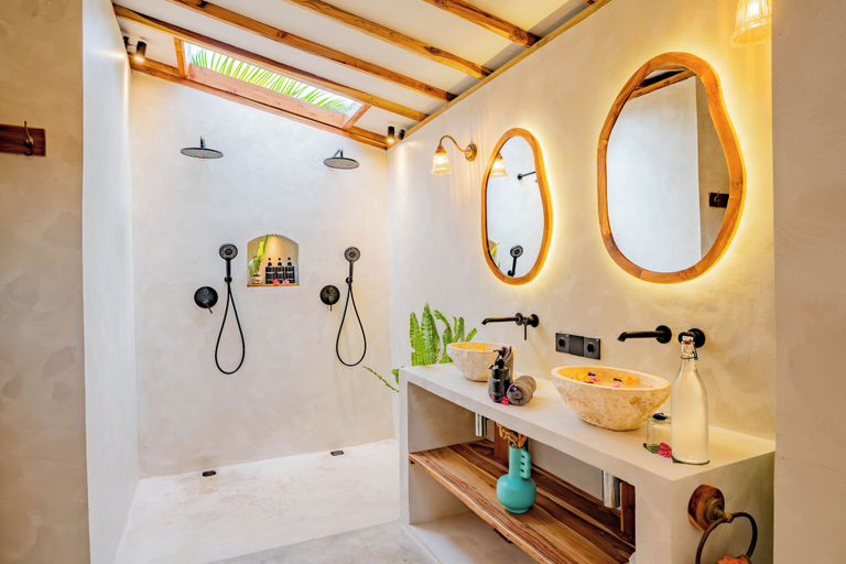 Bathroom 4, Bale Sampan Bungalows, Lombok