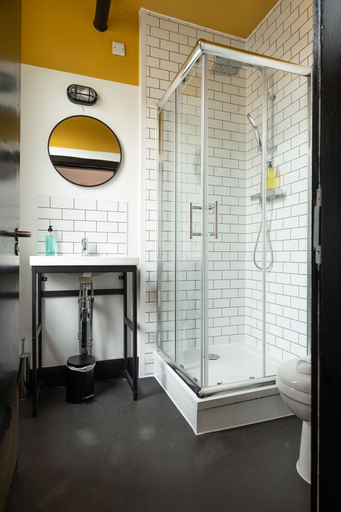 Bathroom 4, Malacuna Manchester, Manchester