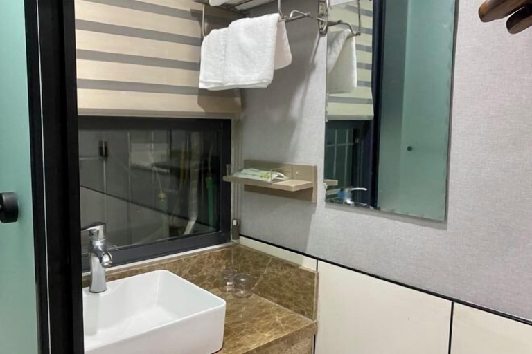 Bathroom 2, Beicheng Hotel, Dazhou