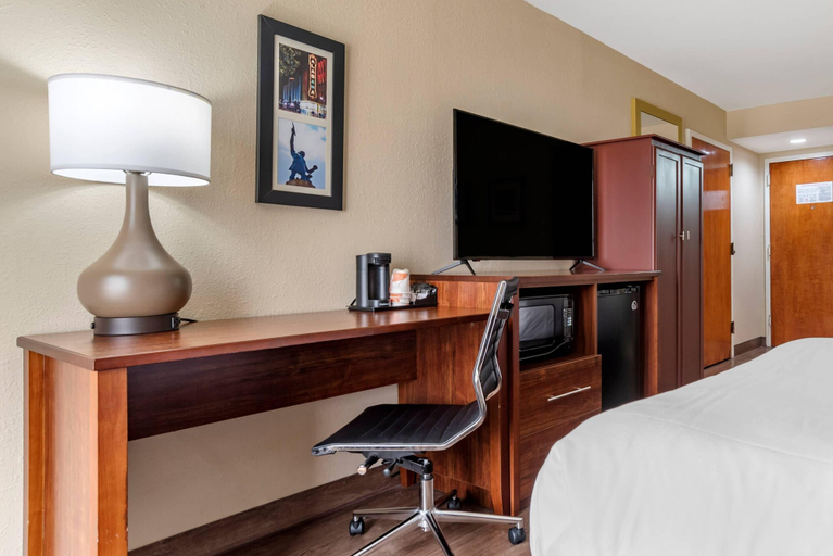 Bedroom 3, Comfort Inn Birmingham Homewood, Jefferson