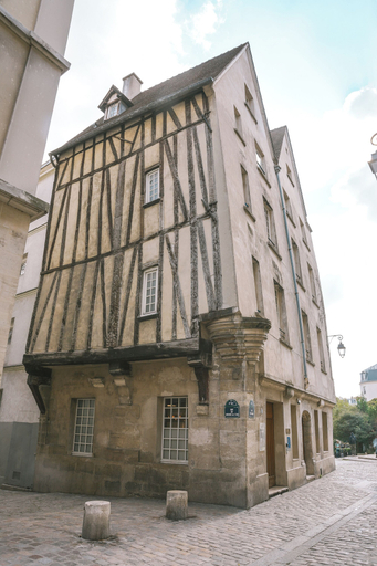 Exterior & Views 2, MIJE Marais - Hostel, Paris