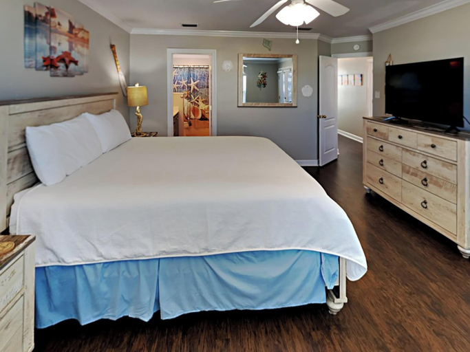 Bedroom 2, A'Bearadise by Southern Vacation Rentals, Baldwin