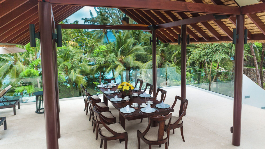 Food & Drinks 5, Villa Analaya, Phuket Island