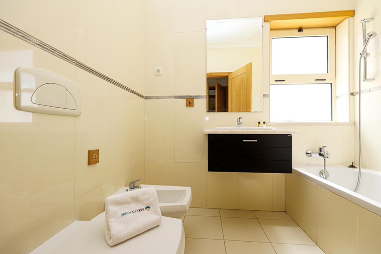 Bathroom 4, C7 - 3 Bed Luxury Penthause by DreamAlgarve, Lagos