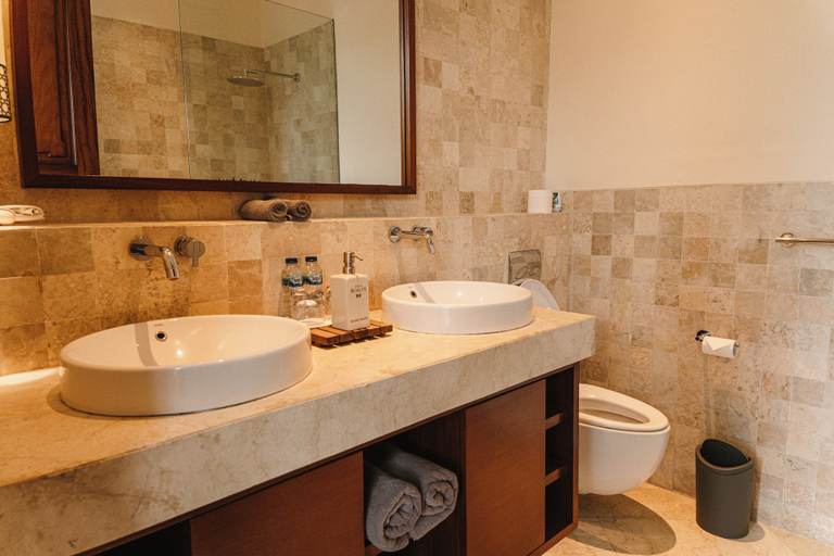 Bathroom 4, Villa Rosita, Klungkung