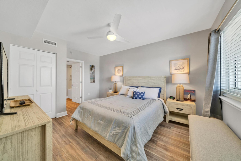 Bedroom 2, Emerald Beach 1633, Bay