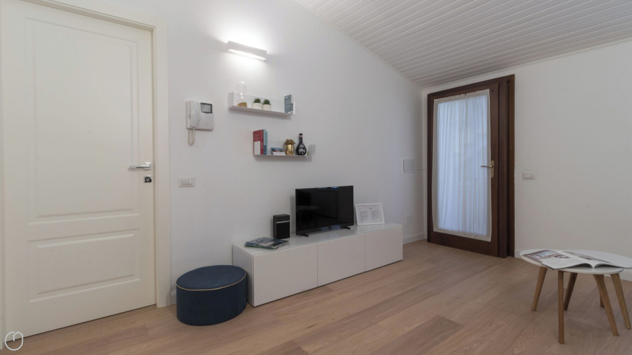 Others 5, Italianway Easy - Vigevano 13, Milano